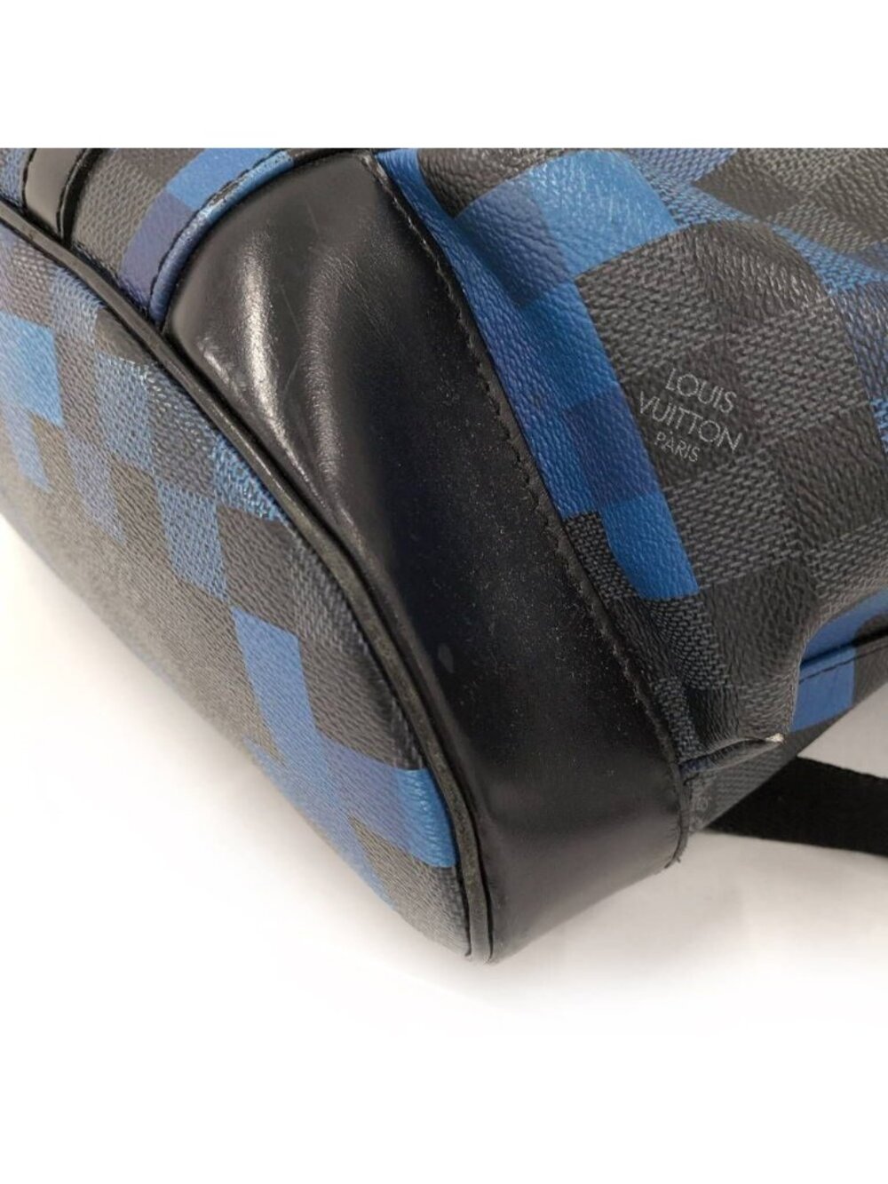 Louis Vuitton Christopher PM Damier Graphite Pixel Backpack - Picture 3 of 9